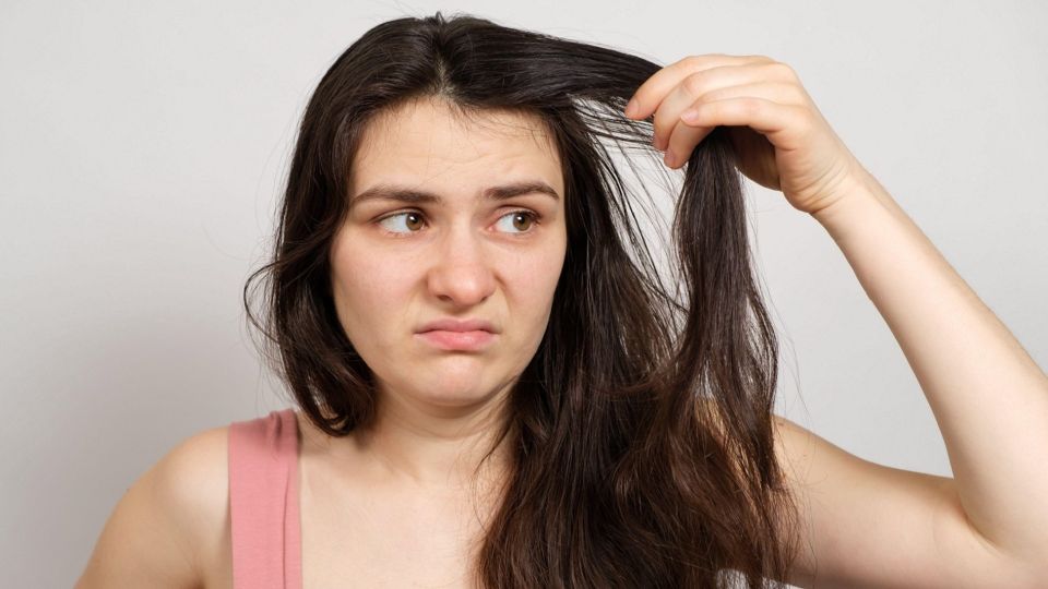 Больше не нужно стыдиться немытой головы: спасут 3 простых хитрости
