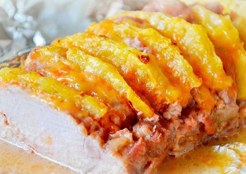 Уникальное сочетание вкусов: свинина с ананасами и сыром