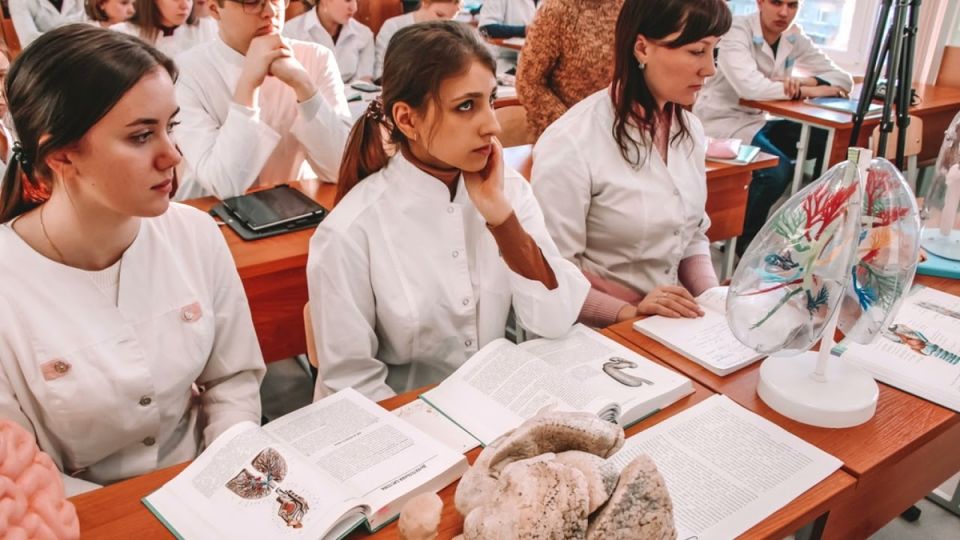 ������ �� ����� ������������ �����������: ��� ����������� ������������ � �����������