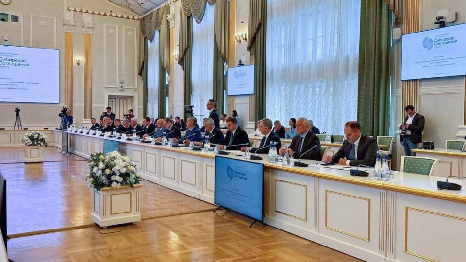 Виталий Хоценко участвует в заседании «Большого» Совета МАСС в Кузбассе