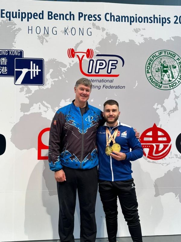 Александр Щипанов завоевал 2 «золота» первенства Азии по пауэрлифтингу