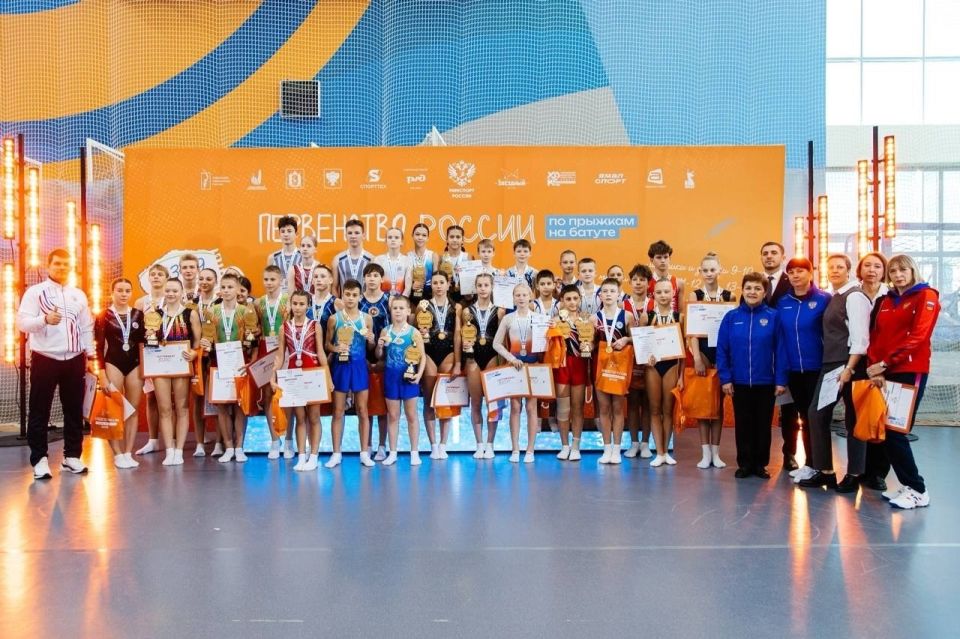 Омичи завоевали 5 медалей на первенстве России по прыжкам на батуте