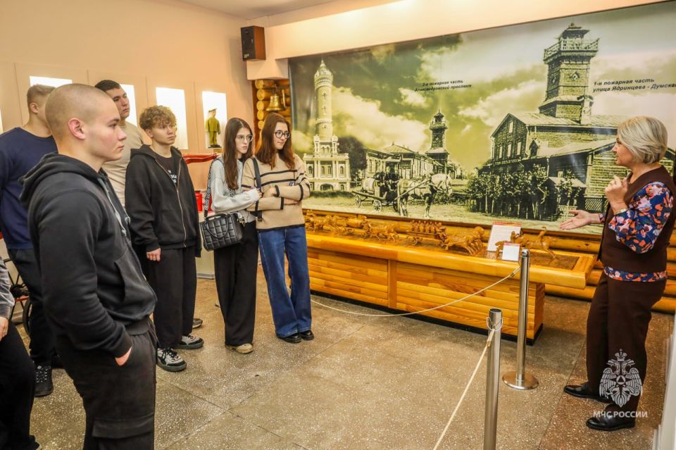 «Неделя без турникетов»: шанс заглянуть в мир пожарных и спасателей!