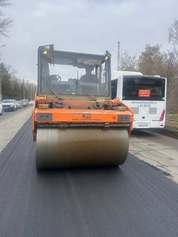 Сергей Шелест: Пока позволяет погода, продолжаем ремонт городских дорог