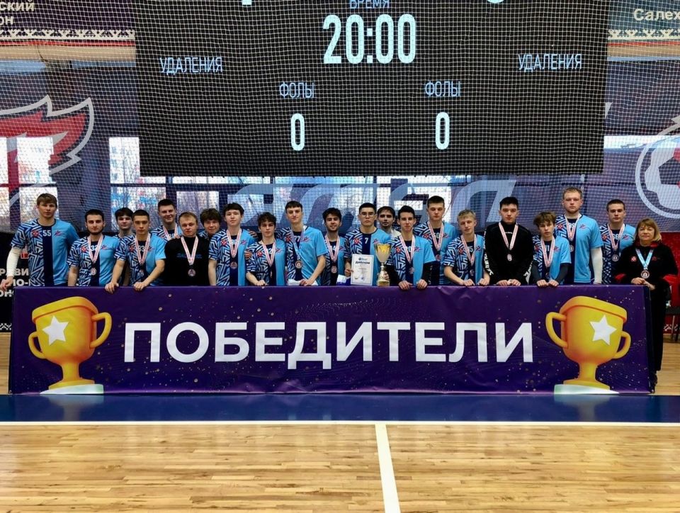Омские флорболисты из спортшколы «Красная звезда» поднялись на пьедестал первенства Урала и Сибири, которое прошло в Новом Уренгое
