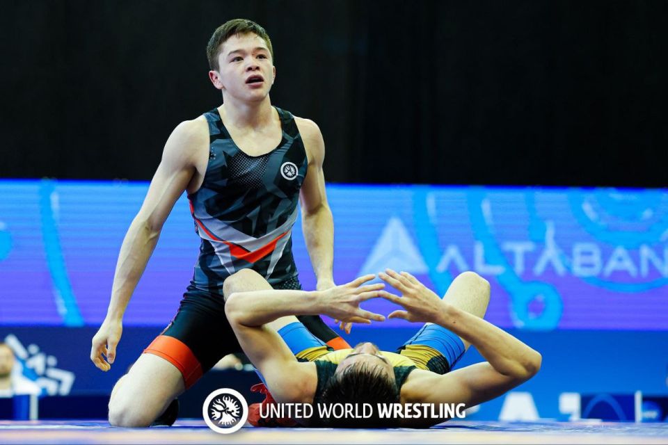 Алибек Амиров - серебряный призер первенства мира по греко-римской борьбе среди спортсменов до 23 лет