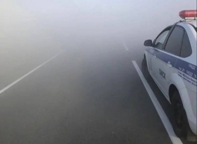 Внимание! Туман!. Уважаемые водители! В связи с метеорологическими условиями - сезонным перепадом температур на территории нашего региона наблюдается образование тумана, что в первую очередь должны учитывать автолюбители...