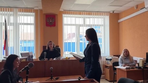 В Омске к 10 годам лишения свободы и крупному штрафу предложил прокурор приговорить бывшего заместителя председателя Правительства региона