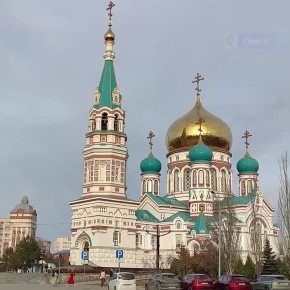 Виталий Хоценко: После заседания Совета округа прогулялись все вместе по улицам Омска