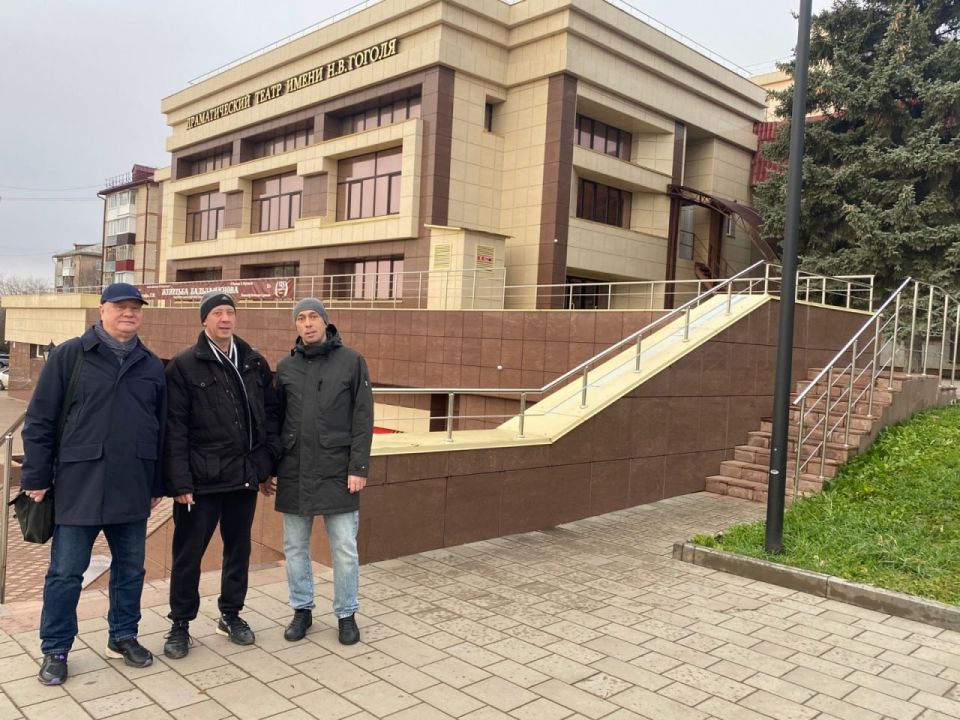 Из будущей Культурной столицы России - 2026 - на «Большие гастроли»: актеры Северного драматического театра имени М.А. Ульянова выступят на сцене Бугурусланского драматического театра имени Н.В. Гоголя в Оренбургской области Из будущей Культурной столицы России - 2026 - на «Большие гастроли»: актеры Северного драматического театра имени М.А. Ульянова выступят на сцене Бугурусланского драматического театра имени Н.В. Гоголя в Оренбургской области