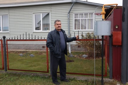 Жители Большереченского района, ставшие участниками программы догазификации, делятся с земляками преимуществом подключения жилья к голубому топливу