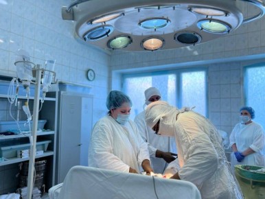 Омские врачи спасли женщину с четырьмя тяжелейшими травмами после ДТП