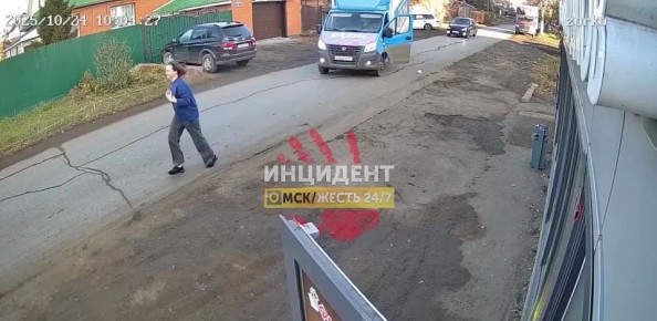 Отважные омички предотвратили аварию с грузовиком