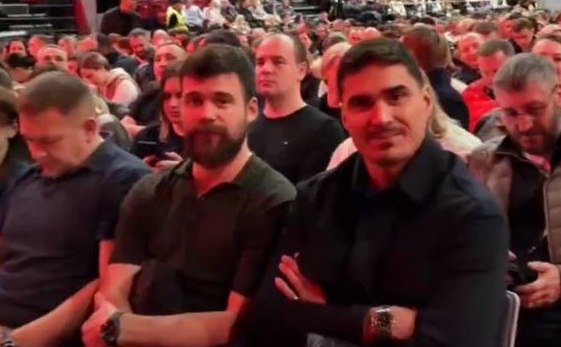 Шарипзянов и Якупов оказались фанатами Павла Воли Шарипзянов и Якупов оказались фанатами Павла Воли