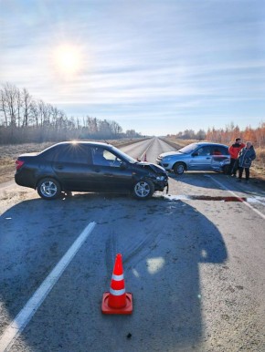 Сегодня в 11.10 в дежурную часть ОМВД России по Павлоградскому району поступило сообщение о ДТП с пострадавшими