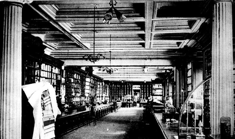 Осенью 1900 года состоялось открытие универсального магазина М.А. Шаниной - первого здания на Любинском проспекте Осенью 1900 года состоялось открытие универсального магазина М.А. Шаниной - первого здания на Любинском проспекте