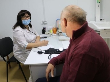 В Омской области растет заболеваемость риновирусами и COVID-19