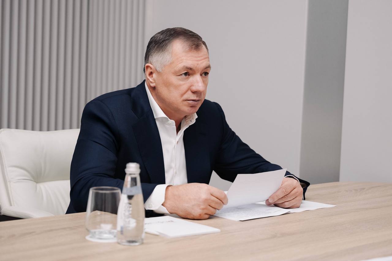 Марат Хуснуллин: На полях выставки провел рабочую встречу с губернатором Омской области Виталием Павловичем Хоценко Марат Хуснуллин: На полях выставки провел рабочую встречу с губернатором Омской области Виталием Павловичем Хоценко