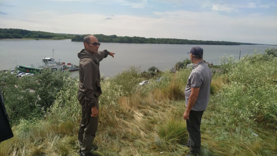 Двое жителей Черлакского района предстанут перед судом по обвинению в незаконной добыче осетров и других водных ресурсов (ч. 3 ст. 258.1 УК РФ, ст. 256 УК РФ)