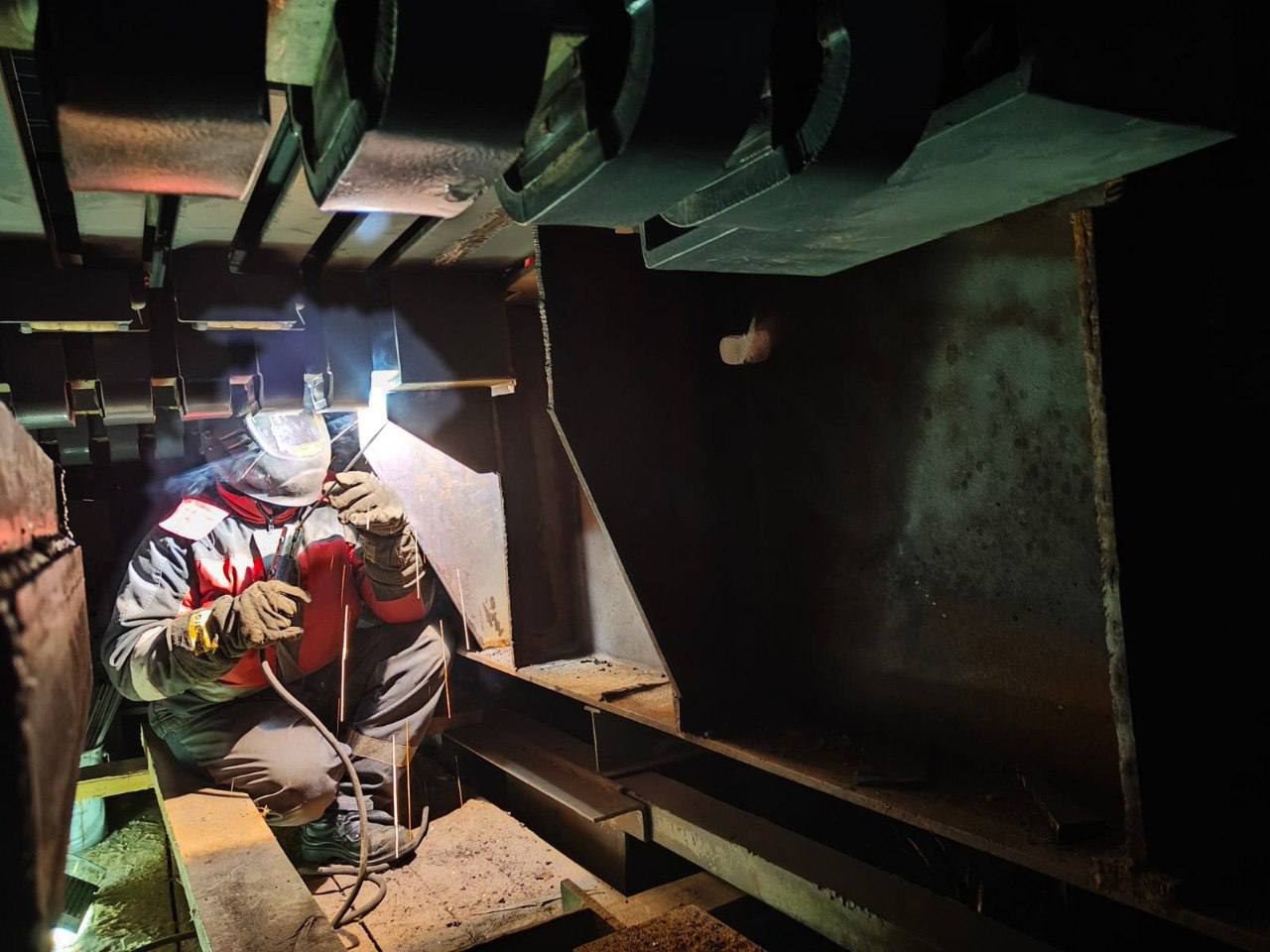 В Омске мост 60 лет ВЛКСМ преображается В Омске мост 60 лет ВЛКСМ преображается