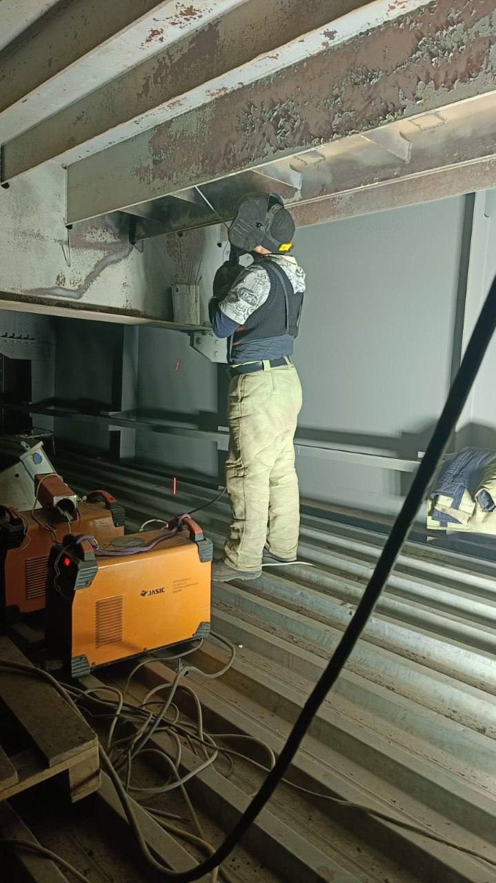 В Омске мост 60 лет ВЛКСМ преображается В Омске мост 60 лет ВЛКСМ преображается