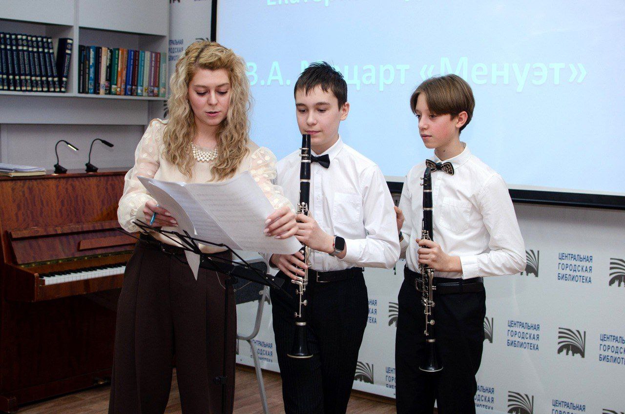 В Омской области прошёл традиционный областной конкурс профессионального мастерства "Лучший преподаватель детской школы искусств" В Омской области прошёл традиционный областной конкурс профессионального мастерства "Лучший преподаватель детской школы искусств"