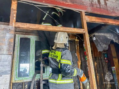 #пожарызасутки.   29 октября в 16:03 В Называевске горел жилой дом