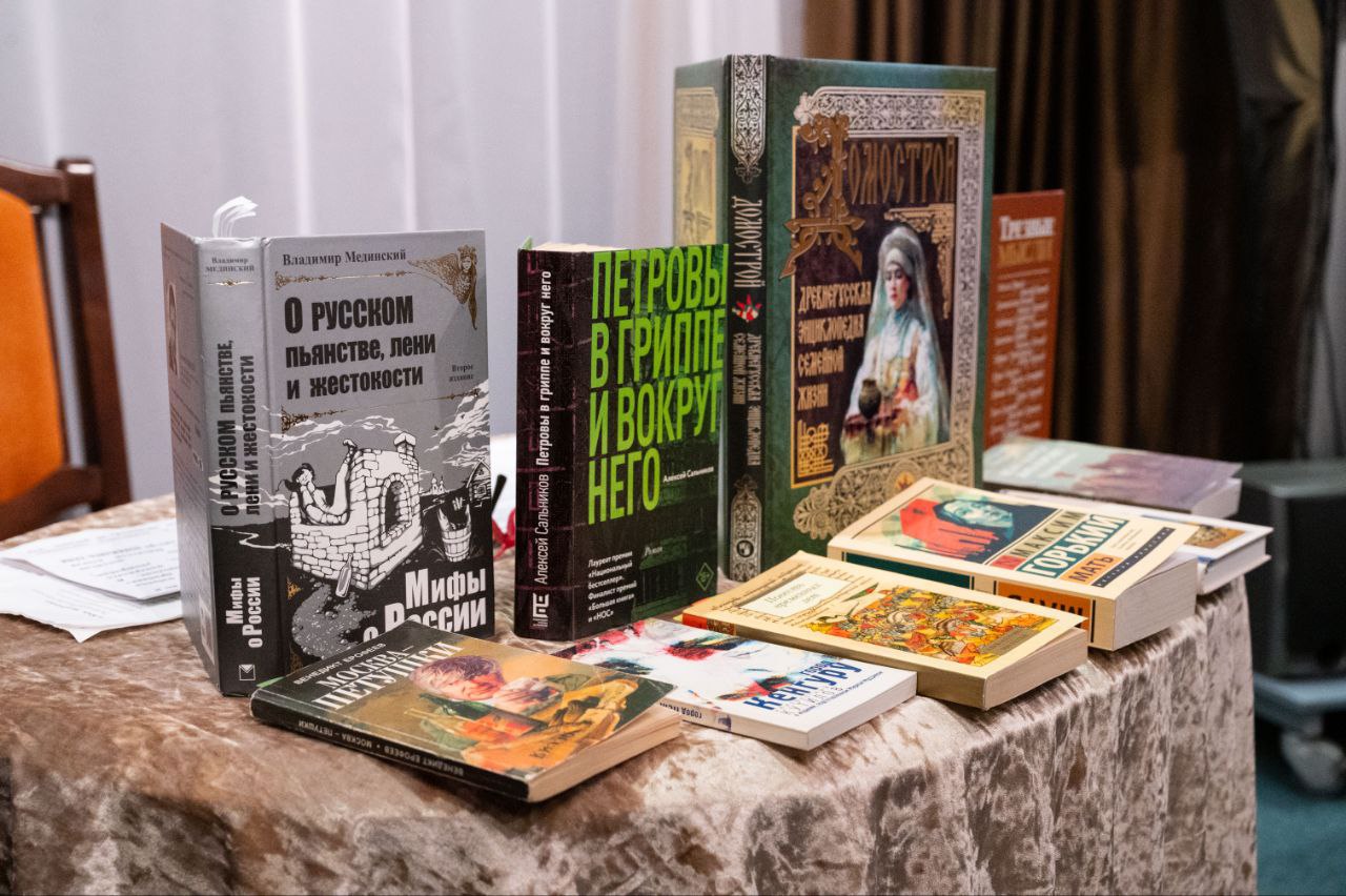 В Музее имени Ф.М. Достоевского стартовал новый литературно-художественный проект «Трезвые мысли» (16+), направленный на профилактику вредных привычек В Музее имени Ф.М. Достоевского стартовал новый литературно-художественный проект «Трезвые мысли» (16+), направленный на профилактику вредных привычек