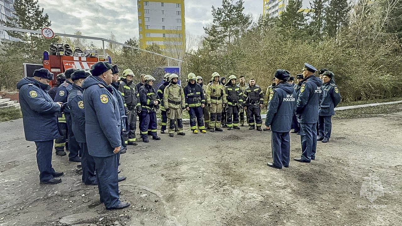 Пожарнотактические учения в омской больнице: отработали действия в экстренной ситуации Пожарнотактические учения в омской больнице: отработали действия в экстренной ситуации