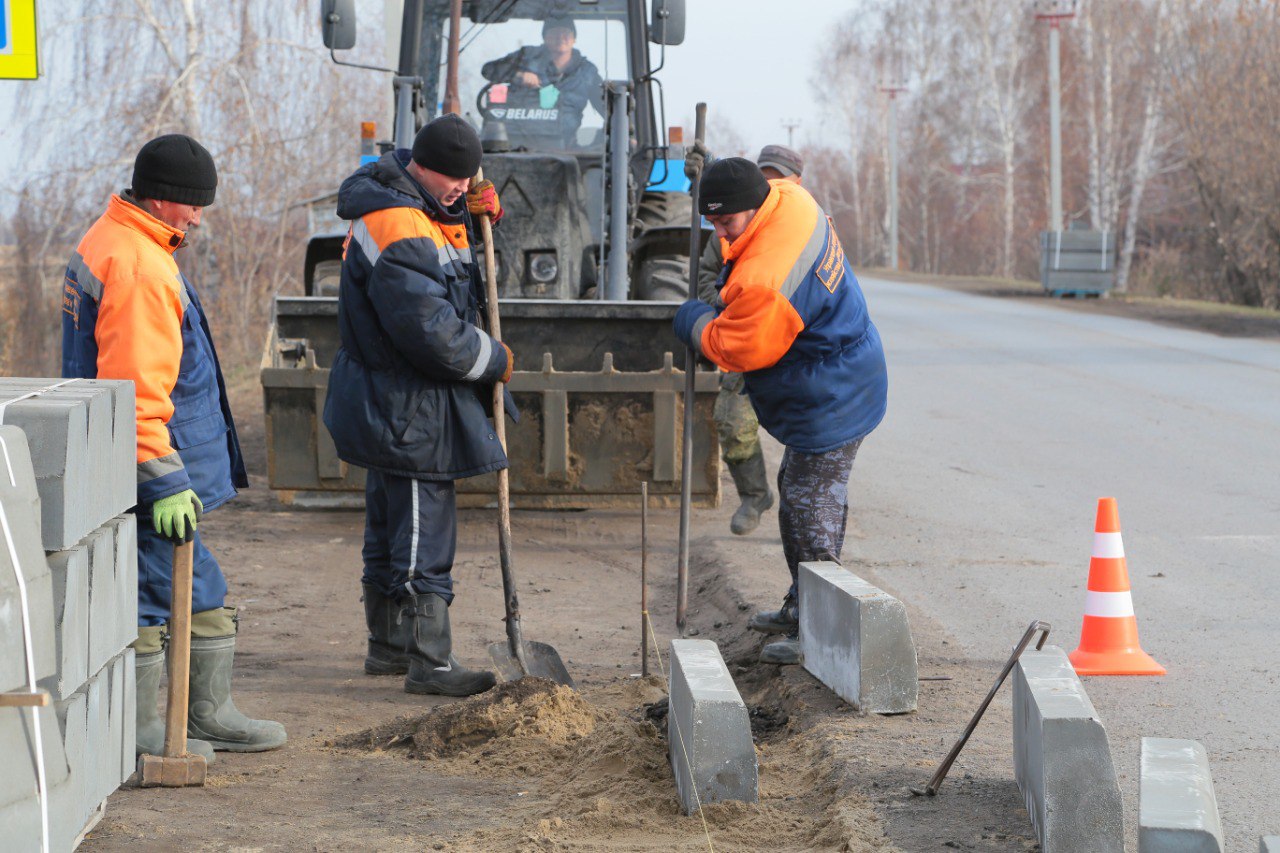 Сергей Шелест: До конца года обновим 109 остановок общественного транспорта Сергей Шелест: До конца года обновим 109 остановок общественного транспорта