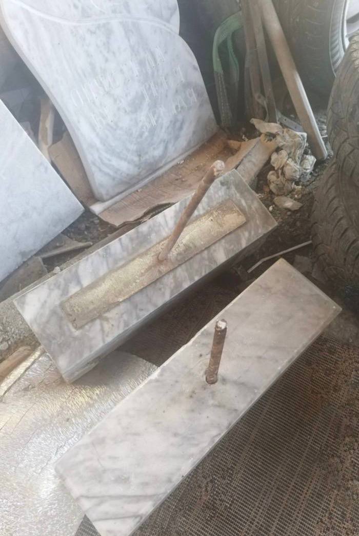 Вынесен приговор жителю Омской области за хищение имущества с территорий кладбищ Вынесен приговор жителю Омской области за хищение имущества с территорий кладбищ