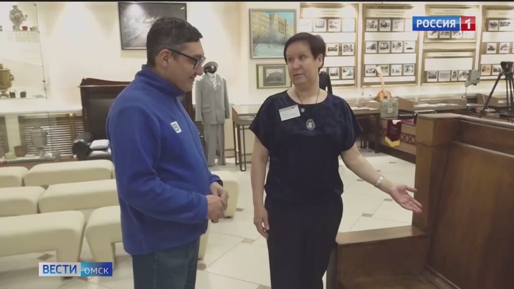 В Омске открылась уникальная выставка "Открытки - поезда времени"