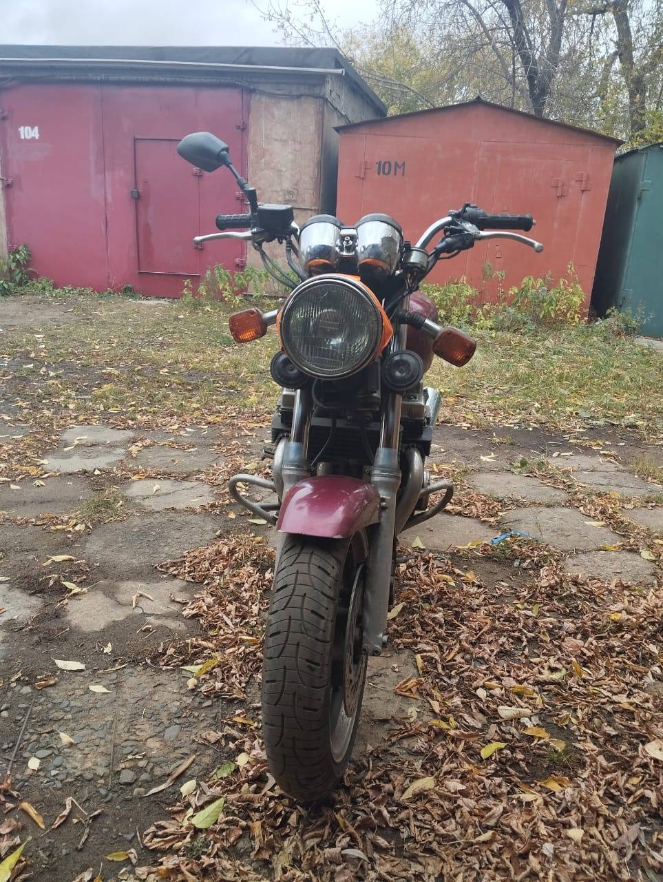 Омич хотел починить мотоцикл, а получил квест с сюжетом боевика