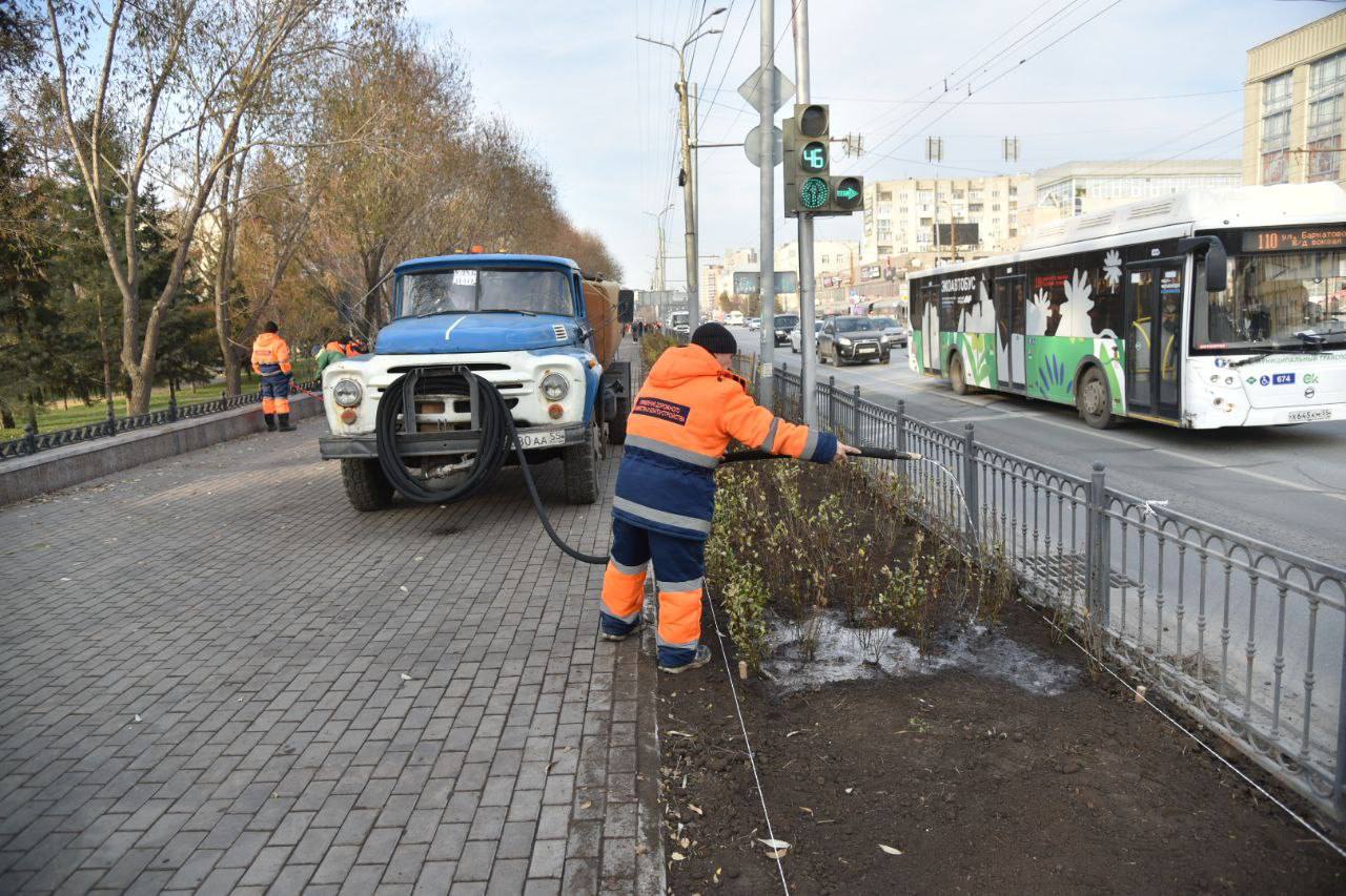 Сергей Шелест: Друзья, сегодня многие из вас, наверняка видели большое скопление людей в оранжевых жилетах на проспекте Маркса Сергей Шелест: Друзья, сегодня многие из вас, наверняка видели большое скопление людей в оранжевых жилетах на проспекте Маркса