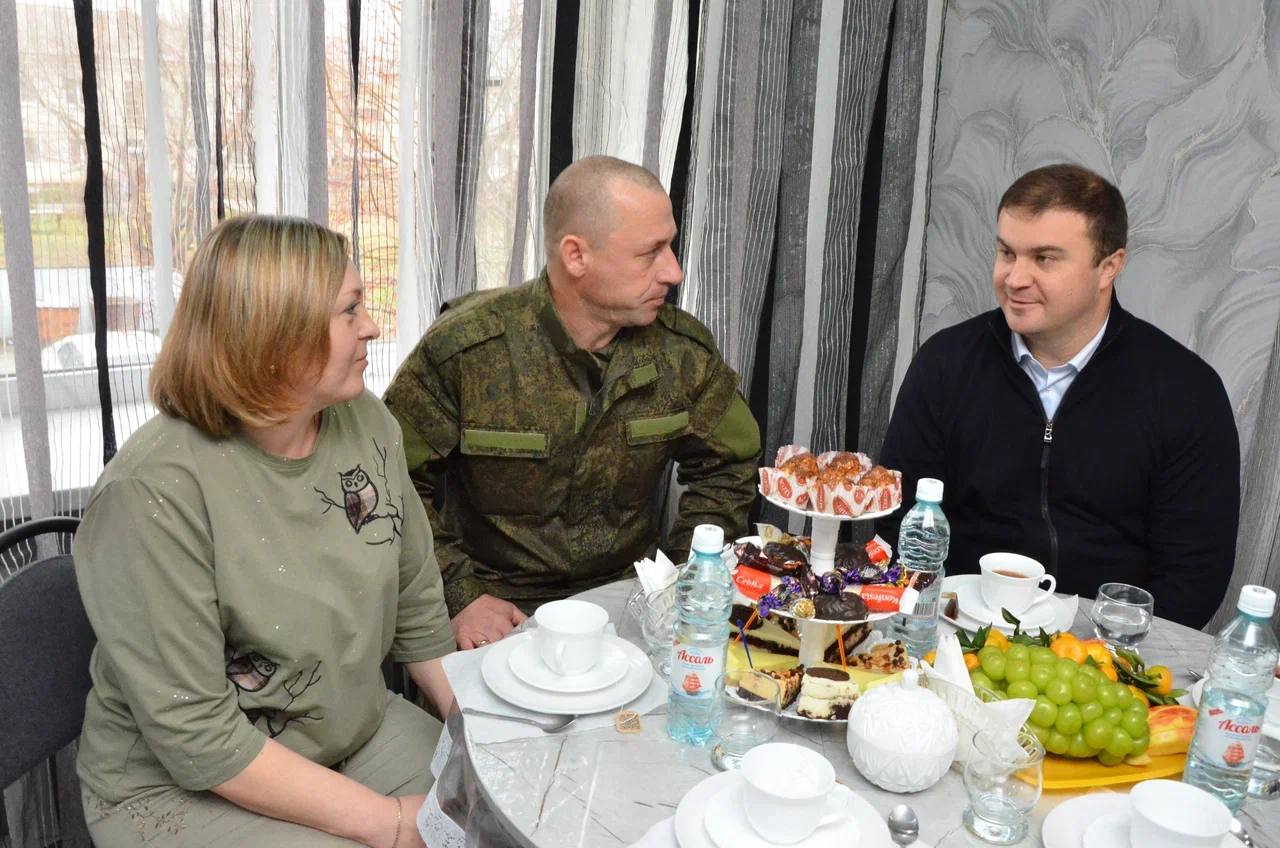 Виталий Хоценко навестил семью участника спецоперации