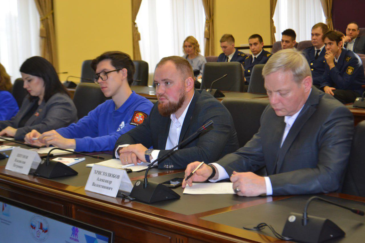 Названы имена победителей форума «Молодежь и выборы» Названы имена победителей форума «Молодежь и выборы»