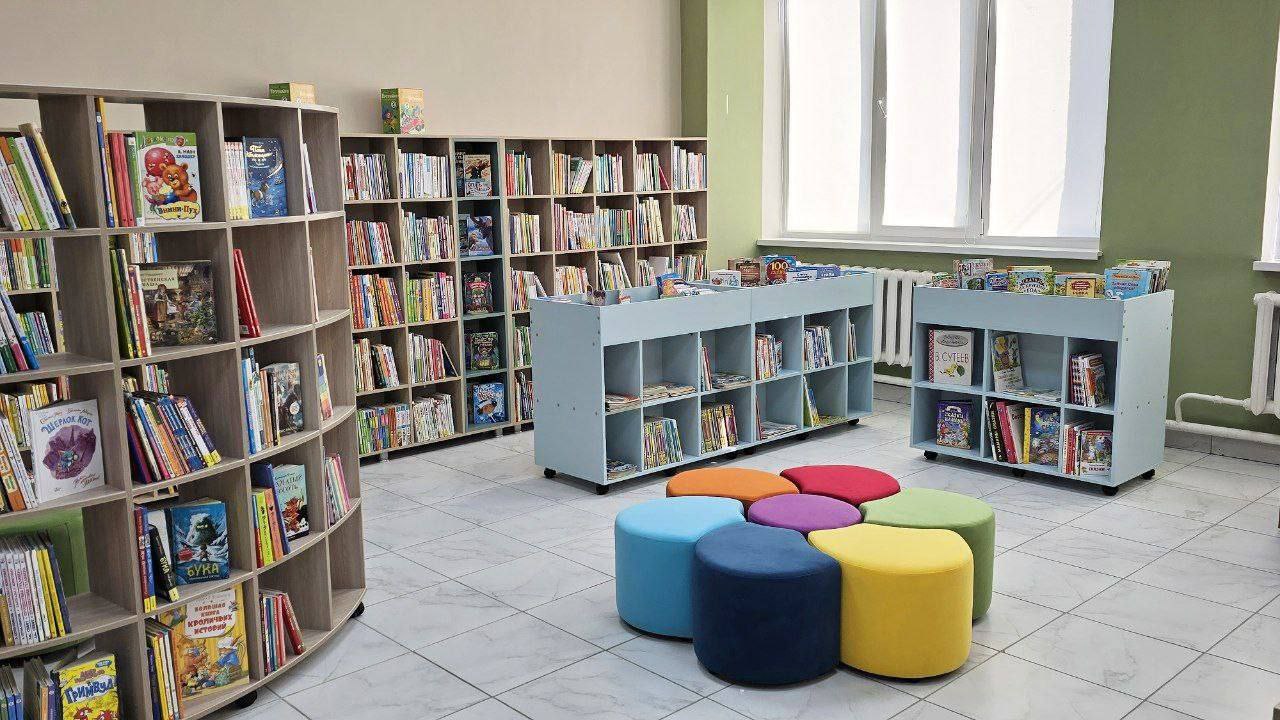 Больше, чем библиотеки. Знаете, где можно учиться, общаться и заниматься творчеством? Ответ вас удивит — в библиотеке! Теперь это не просто место для чтения — это настоящий клуб по интересам Больше, чем библиотеки. Знаете, где можно учиться, общаться и заниматься творчеством? Ответ вас удивит — в библиотеке! Теперь это не просто место для чтения — это настоящий клуб по интересам