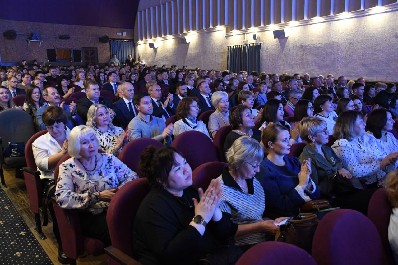 Омский авиационный колледж имени Н.Е. Жуковского отметил 95-летний юбилей Омский авиационный колледж имени Н.Е. Жуковского отметил 95-летний юбилей