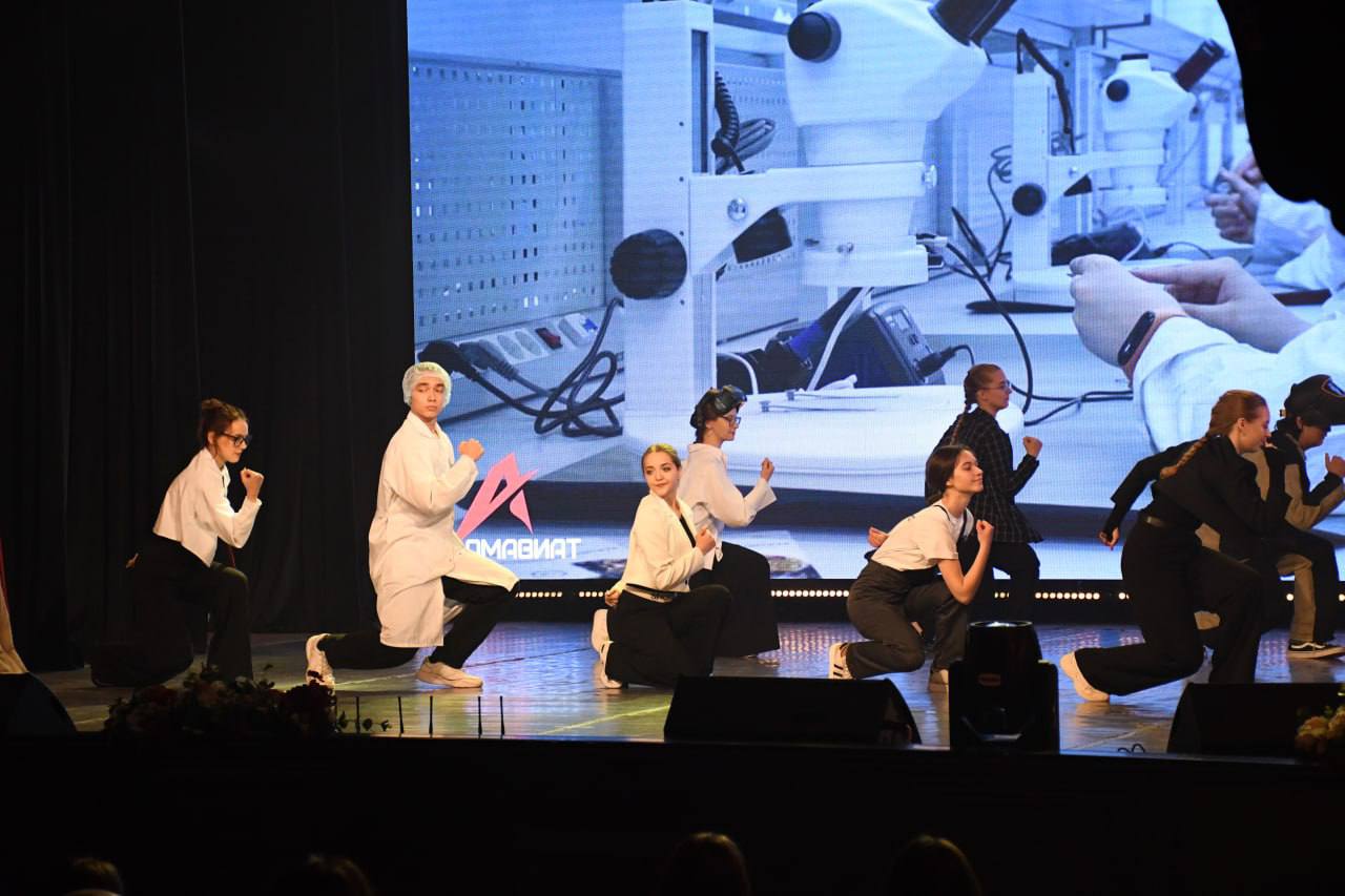 Омский авиационный колледж имени Н.Е. Жуковского отметил 95-летний юбилей Омский авиационный колледж имени Н.Е. Жуковского отметил 95-летний юбилей