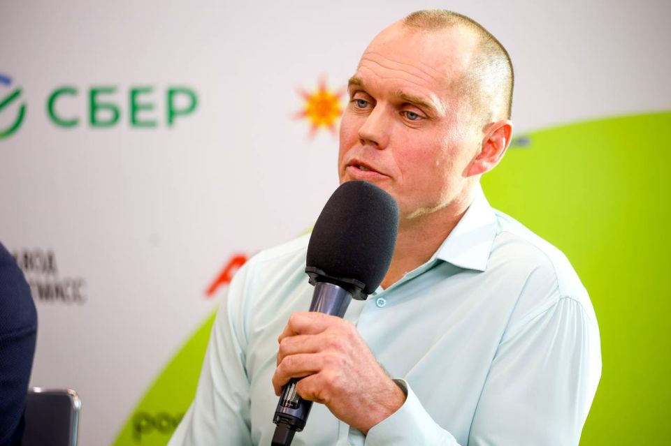 Финалист проекта «ПРОдвижение ГЕРОЕВ» Алексей Шилов на Акселераторе «Производство» рассказал, как ветераны СВО меняют Омск