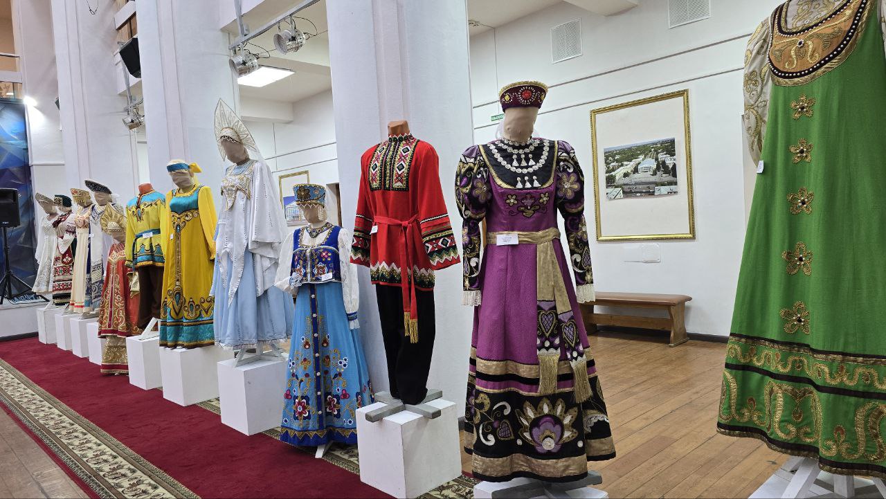 В «Ночь искусств в Нефтяниках» зафиксировали сразу два рекорда Омска и Омской области В «Ночь искусств в Нефтяниках» зафиксировали сразу два рекорда Омска и Омской области