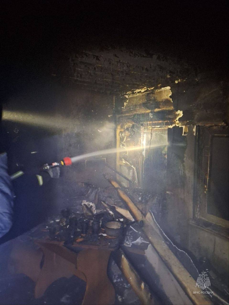 В Колосовском районе при пожаре погиб мужчина