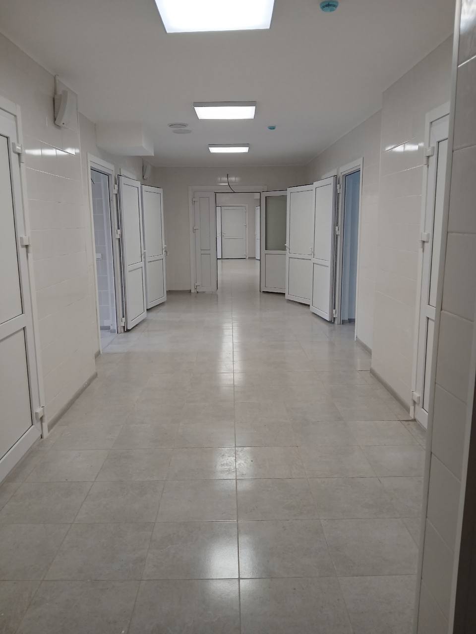 В Калачинске заканчивают ремонт поликлиники В Калачинске заканчивают ремонт поликлиники