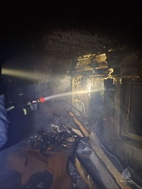 #пожарызасутки.   3 ноября в 21:12 В Бражниково Колосовского района произошло возгорание в частном доме