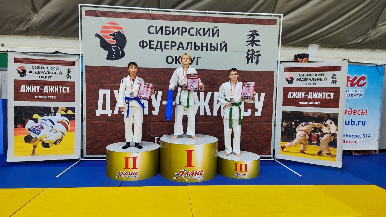 Омичи завоевали медали чемпионата и первенства Сибири по джиу-джитсу в Барнауле Омичи завоевали медали чемпионата и первенства Сибири по джиу-джитсу в Барнауле
