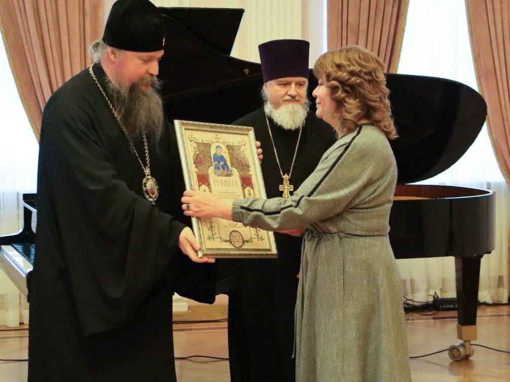 Виталий Хоценко: Поздравили коллектив ГТРК «Иртыш» с 70-летием Виталий Хоценко: Поздравили коллектив ГТРК «Иртыш» с 70-летием