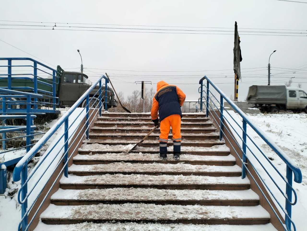 Сергей Шелест: Усиливаем дорожные бригады УДХБ, задействованные в уборке города от снега Сергей Шелест: Усиливаем дорожные бригады УДХБ, задействованные в уборке города от снега