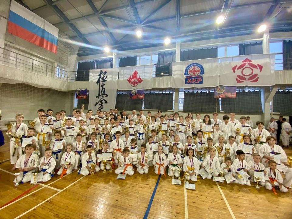 В спортшколе имени Олега Охрименко прошло первенство Омской области по киокусинкай