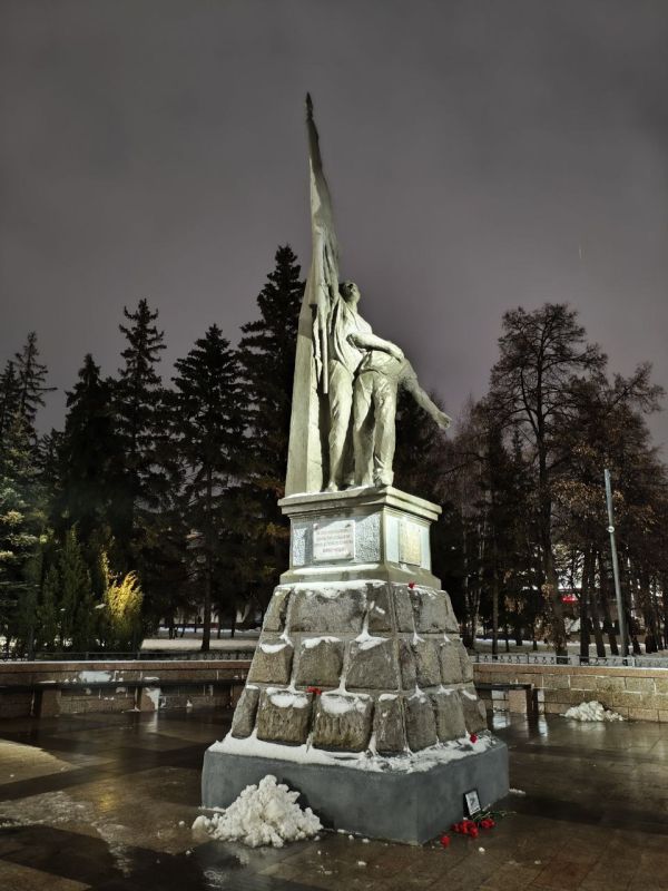 Сквер им. Борцов Революции в этом году заметно преобразился благодаря нацпроекту