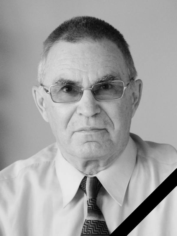 В Омске ушёл из жизни профессор Юрий Андреевич Бурьян